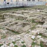 Scavata nel 1912 dall�archeologo Michele Gervasio, port� alla luce il primo originario nucleo della citt� di Bari